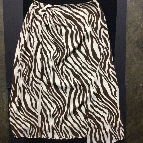 Petite Studio Brown & Cream Skirt - Picture 2 of 10